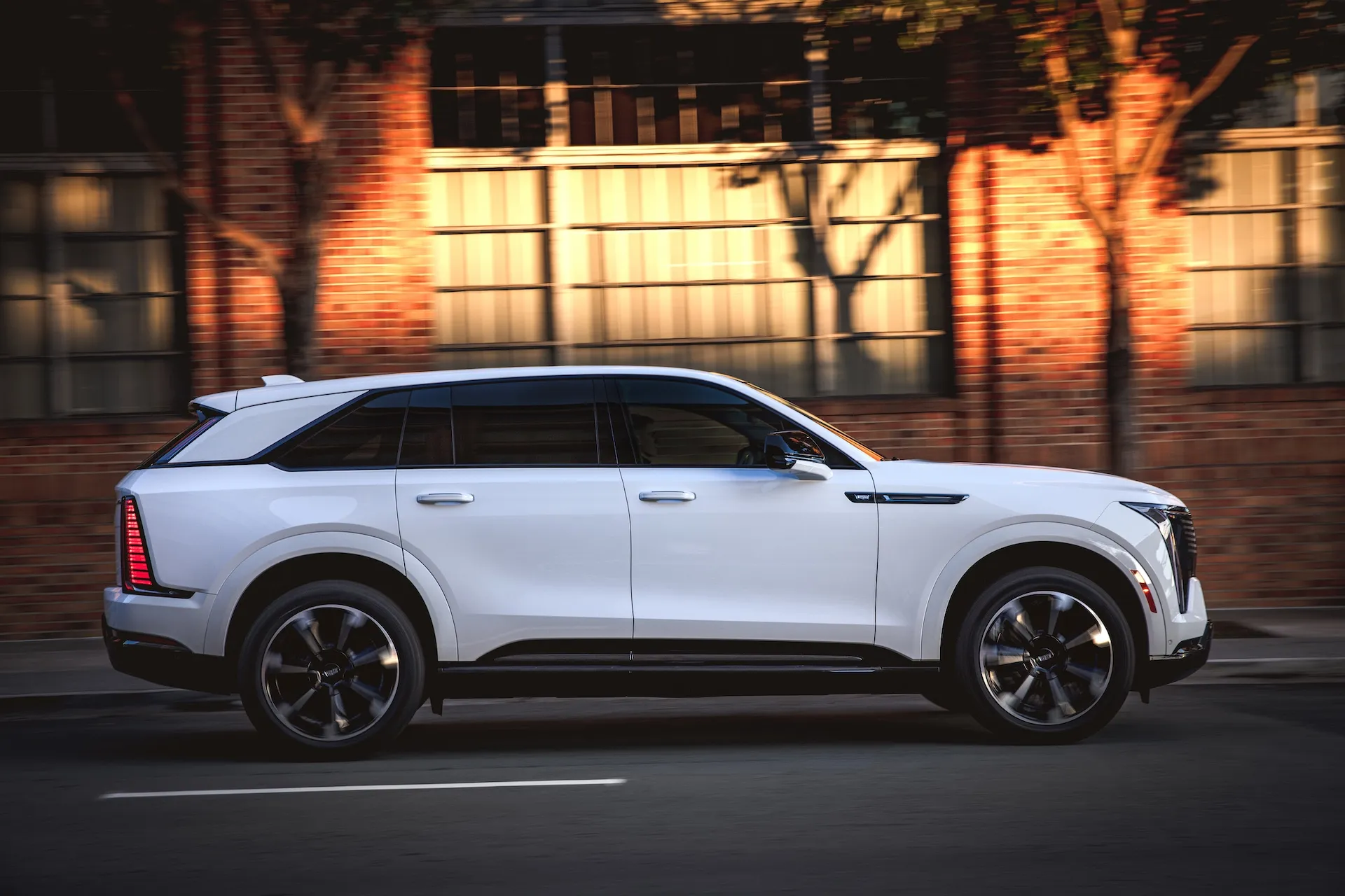 2025 Cadillac Escalade IQ test drive review